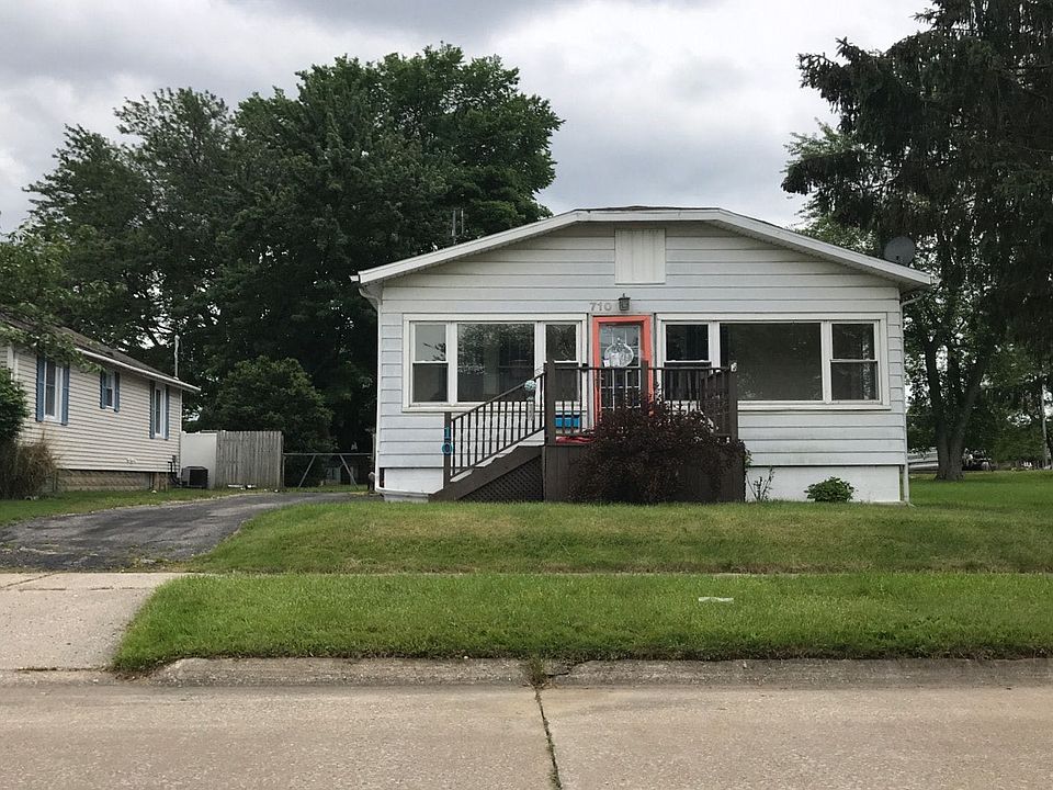 1st image of 710 Columbia Ave