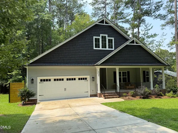 1346 Ohio Ln, Sanford, NC 27332