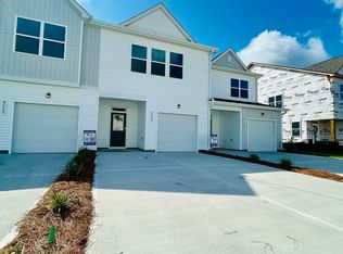 7121 Fisk Dr NE, Leland, NC 28451