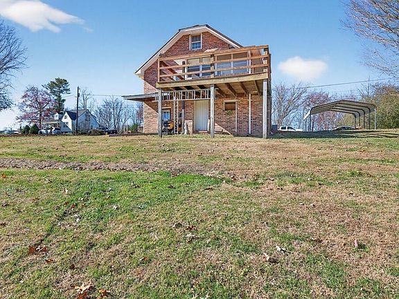 2nd image of 22247 Lincoln Cir
