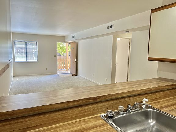 5th image of 1000 Linden Ave #N104