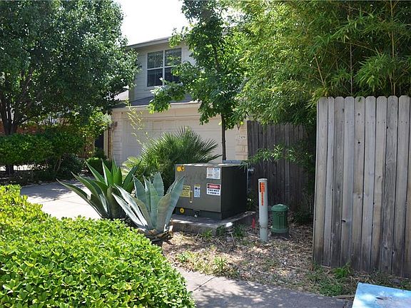 4th image of 2309 Jesse Owens Dr