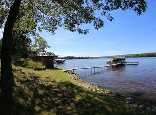 W13656 Rausch Ln, Lodi, WI 53555