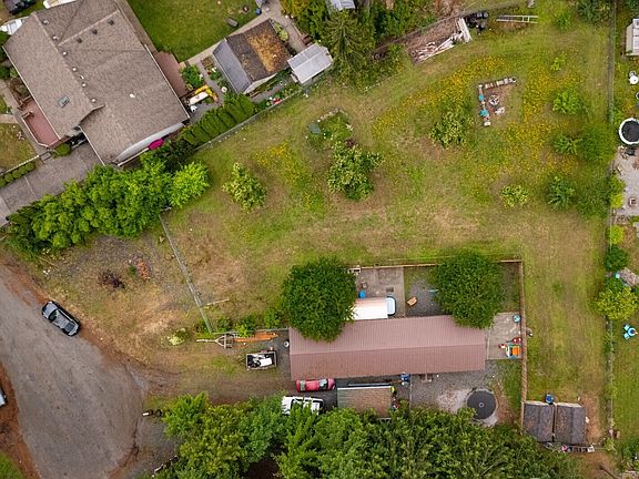 3rd image of 8372 Juniper Lane