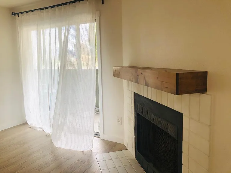 4652 White Rock Cir #1 — Photo 8