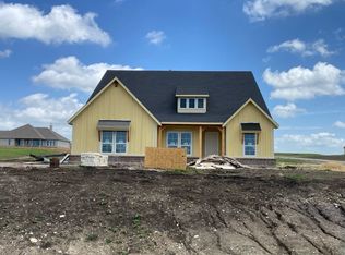 139 Big Sky Rd, Decatur, TX 76234