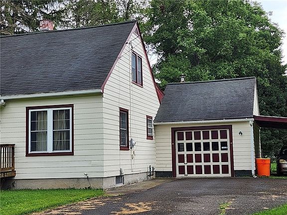 3rd image of 25 Hopkins St
