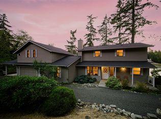 15449 Virginia Point Rd NE, Poulsbo, WA 98370