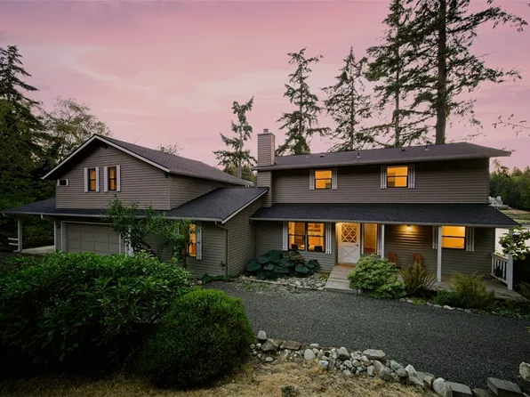15449 Virginia Point Road NE, Poulsbo, WA 98370