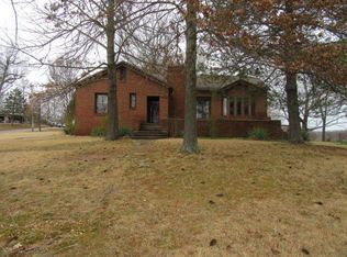 901 N Grand Ave, Doniphan, MO 63935