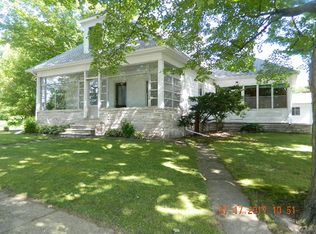 322 Washington St, Sterling, MI 48659