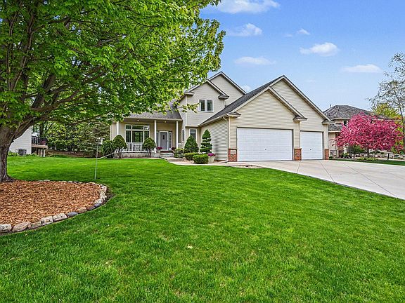 3rd image of 4517 Alicia Dr