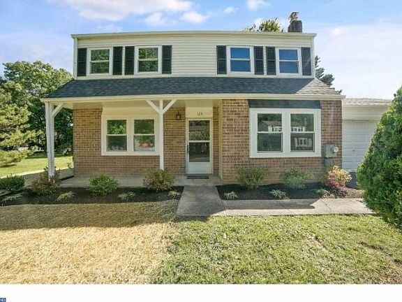 3rd image of 125 Wildflower Dr