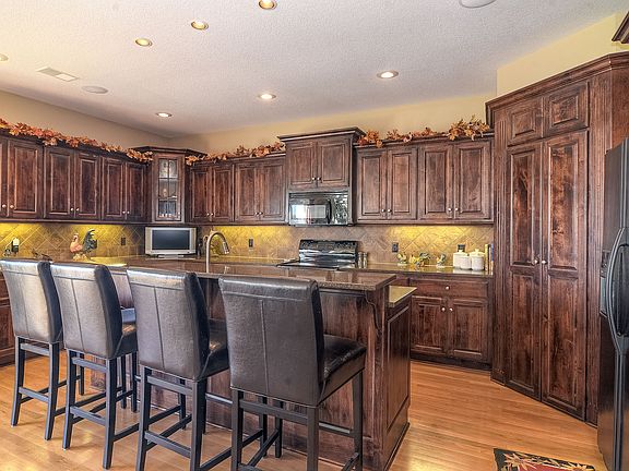 2nd image of 2705 NW Olmstead Dr