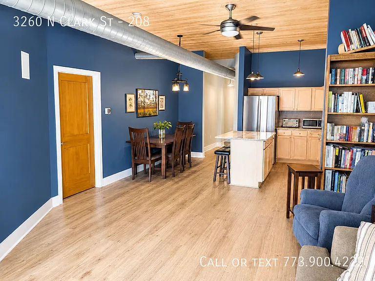 3260 N Clark St #208 — Photo 4