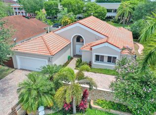 11707 SW 90th Ter, Miami, FL 33186