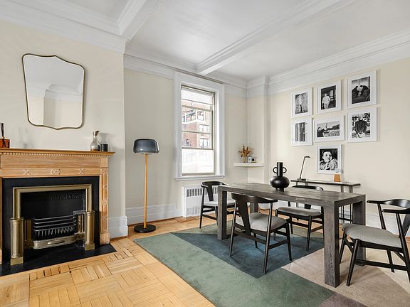 4th image of 36 Gramercy Park E APT 7N
