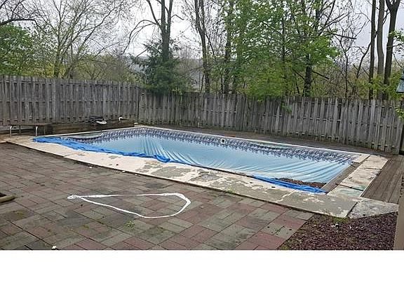 5th image of 15 Northside Ln