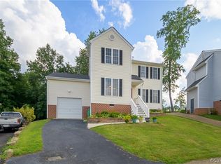 630 Village Gate Dr, Midlothian, VA 23114