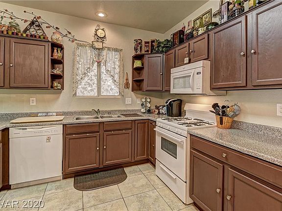5th image of 2637 La Mata St