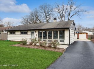 1118 Fischer St, Wheaton, IL 60189