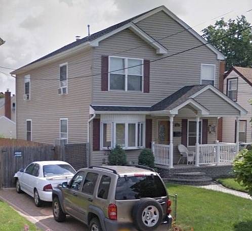 1st image of 141 Ruxton St