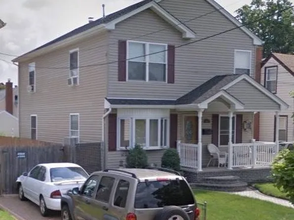 141 Ruxton St, Uniondale, NY 11553