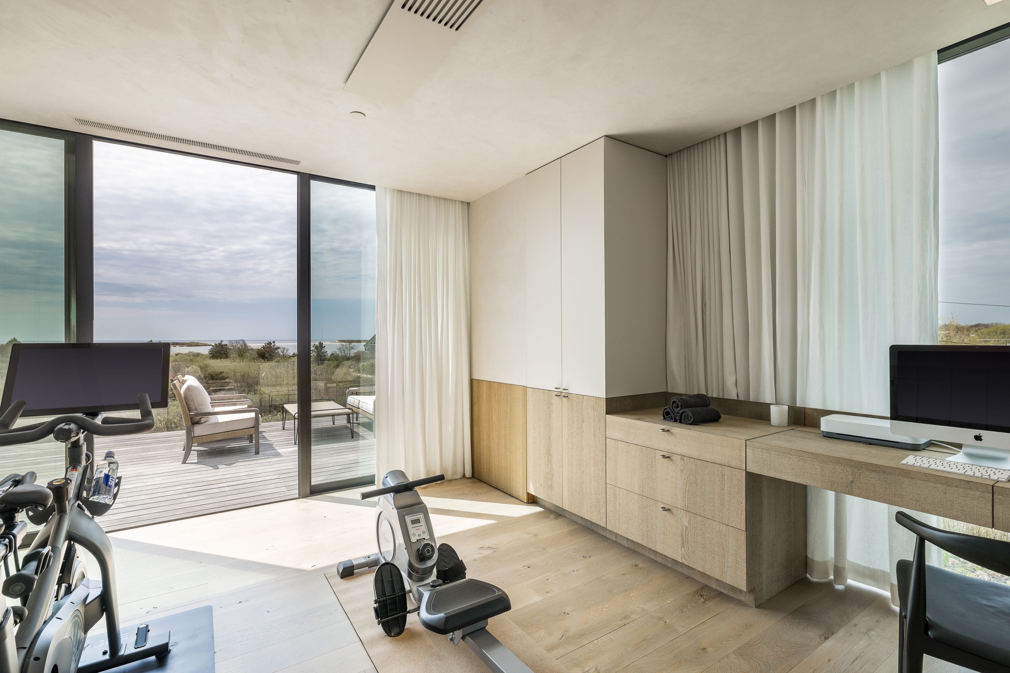 139 Seascape Ln, Sagaponack, NY 11962 Out East