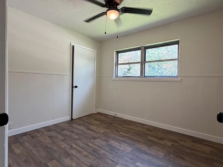 607 Pearl St — Photo 20