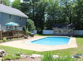 20 Nova St, Dixfield, ME 04224