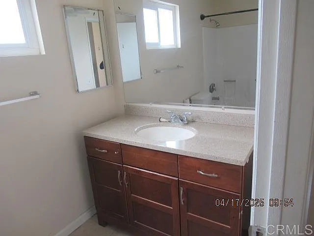 567 Florida St #D — Photo 6