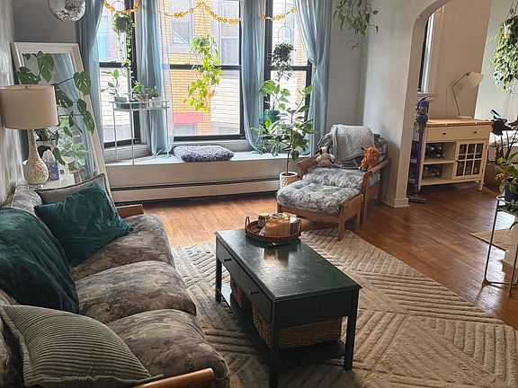 2nd image of 333 S Pacific Ave APT 8