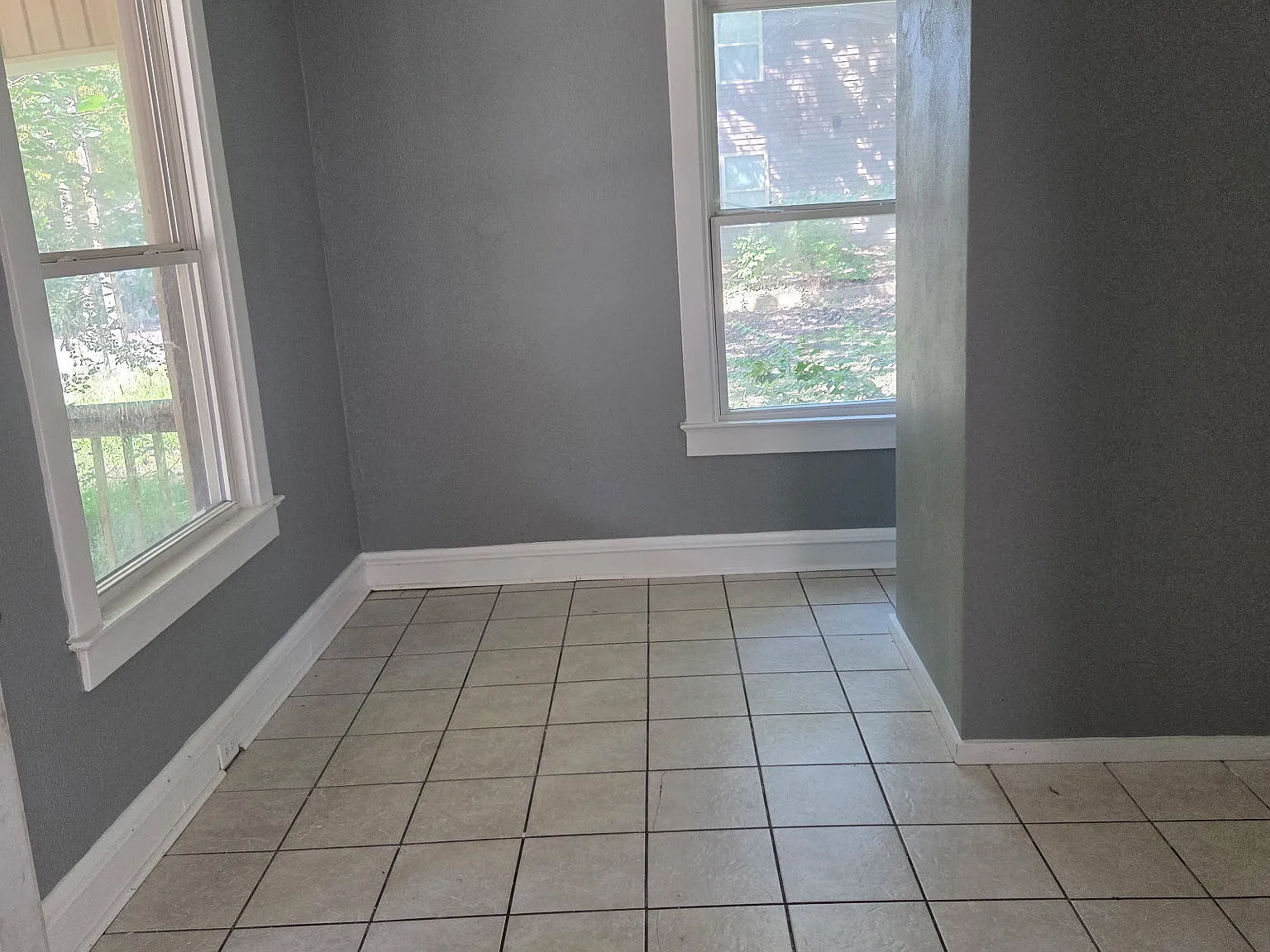 1023 East Behrends Avenue - 1 — Photo 2