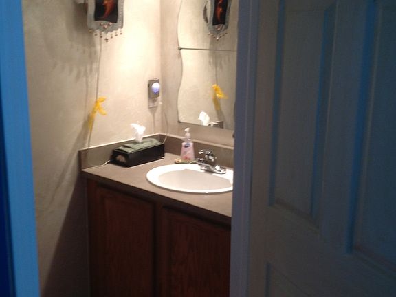 2nd image of 4350 Meadowbrook Ct
