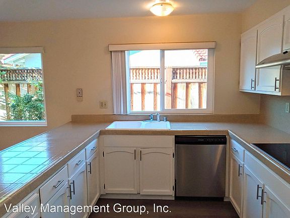 3rd image of 2373 Walden Sq
