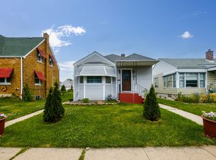 2264 Vernon St, Blue Island, IL 60406