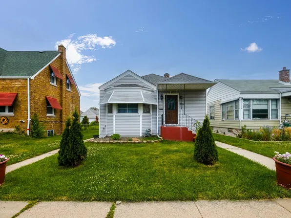 2264 Vernon St, Blue Island, IL 60406