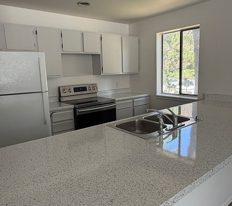 1st image of 2015 Blake Ave APT 19