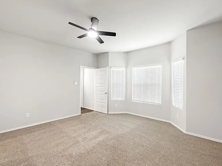 250 Antelope Valley — Photo 10
