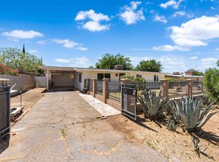 38813 Yucca Tree St, Palmdale, CA 93551