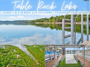 17 Foxtrail Dr, Reeds Spring, MO 65737