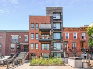 194 Lexington Ave #1R, Brooklyn, NY 11216