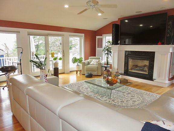 4th image of 35 Lovell Rd