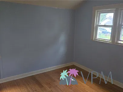 647 W. Lexington Ave - A — Photo 3