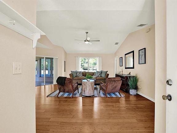 4th image of 29451 SCHINNECOCK HILLS LANE