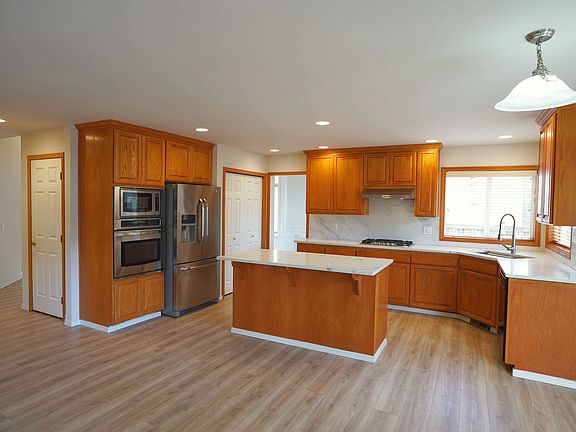 2nd image of 2027 145th St SW