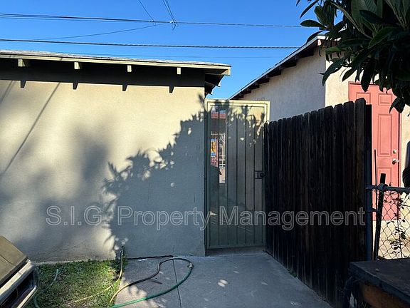 5th image of 1061-1063 E Spazier Ave #1061-1063