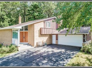 N3682 Highway W, New London, WI 54961