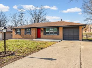 17293 E Cheyenne Dr, Independence, MO 64056