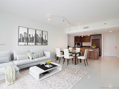 465 Brickell Ave APT 606, Miami, FL, 33131